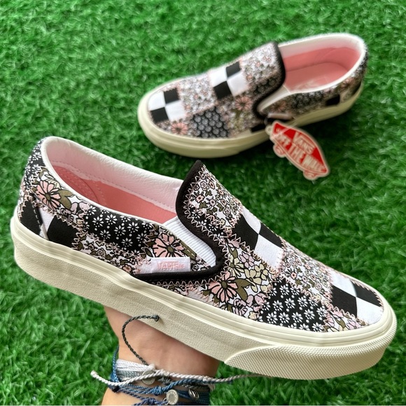 Vans Shoes - 💫Vans Classic Slip On Patchwork Floral SEND OFFERS